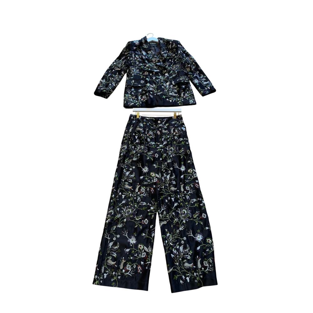Minime Sequin Embroidered Set, NWOT, Large